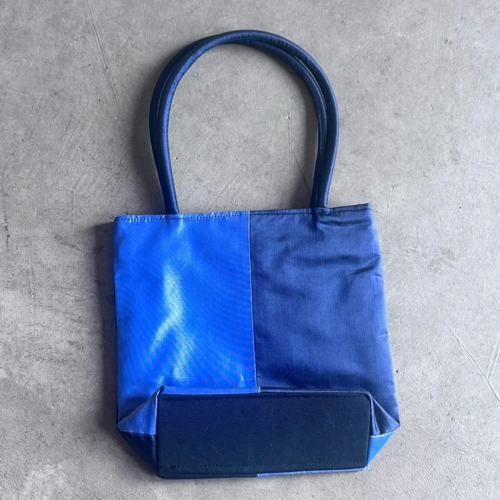 NWOT Blue and Navy mulberry Silk Tote Bag shape Purse